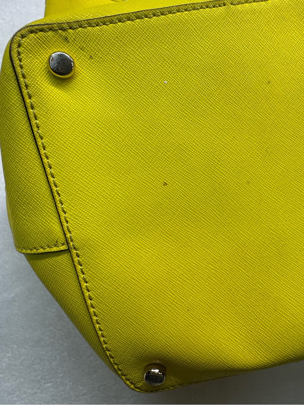 Kate Spade Yellow Large Tote Bag Zip Top Shoulder Purse Project TLC - Picture 4 of 14